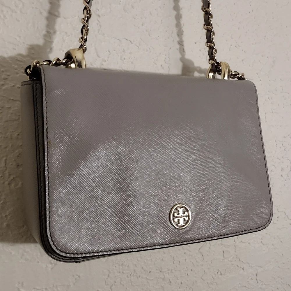Tory Burch Robinson Saffiano Leather Grey Convertible Chain Crossbody Bag